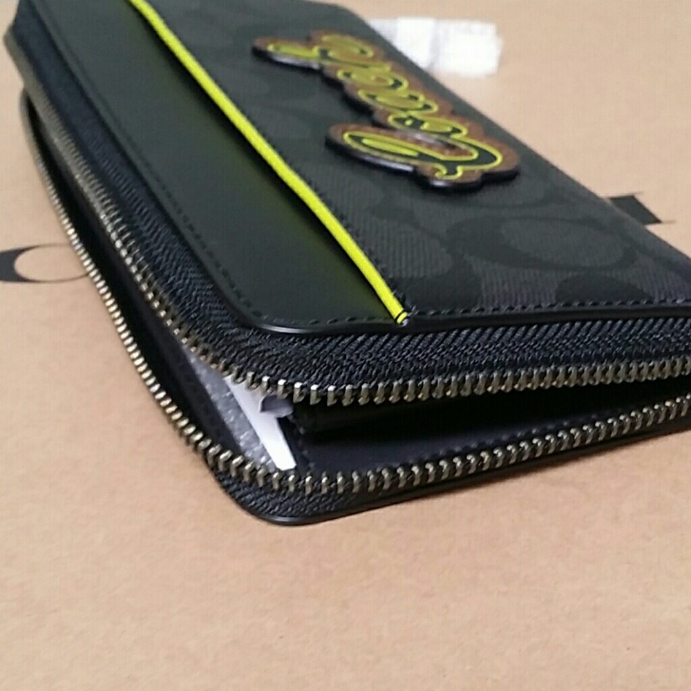 💰NEW●AUTHENTIC COACH ACCORDION WALLET📌✔️ - Picture 6 of 8